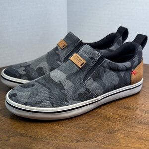 XtraTuf Womens Canvas Sharkbyte Deck Slip-on Shoes, Black Gray Camo, sz 7